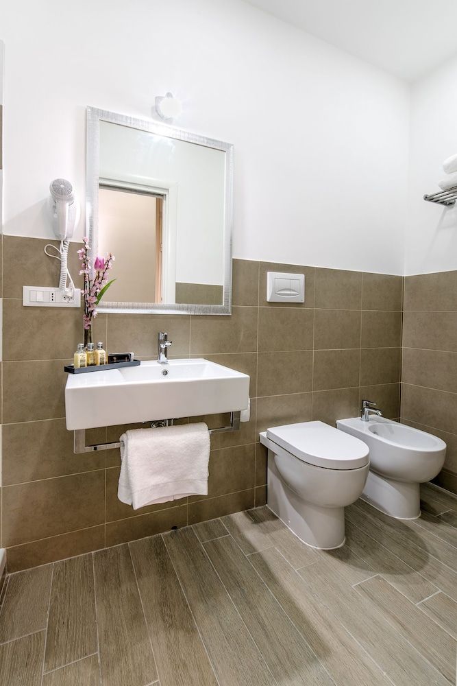 Bloom Apartment by La Griffe Double Room 6