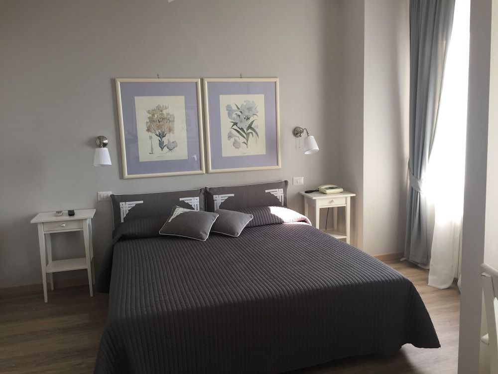 Family Room, 1 Bedroom