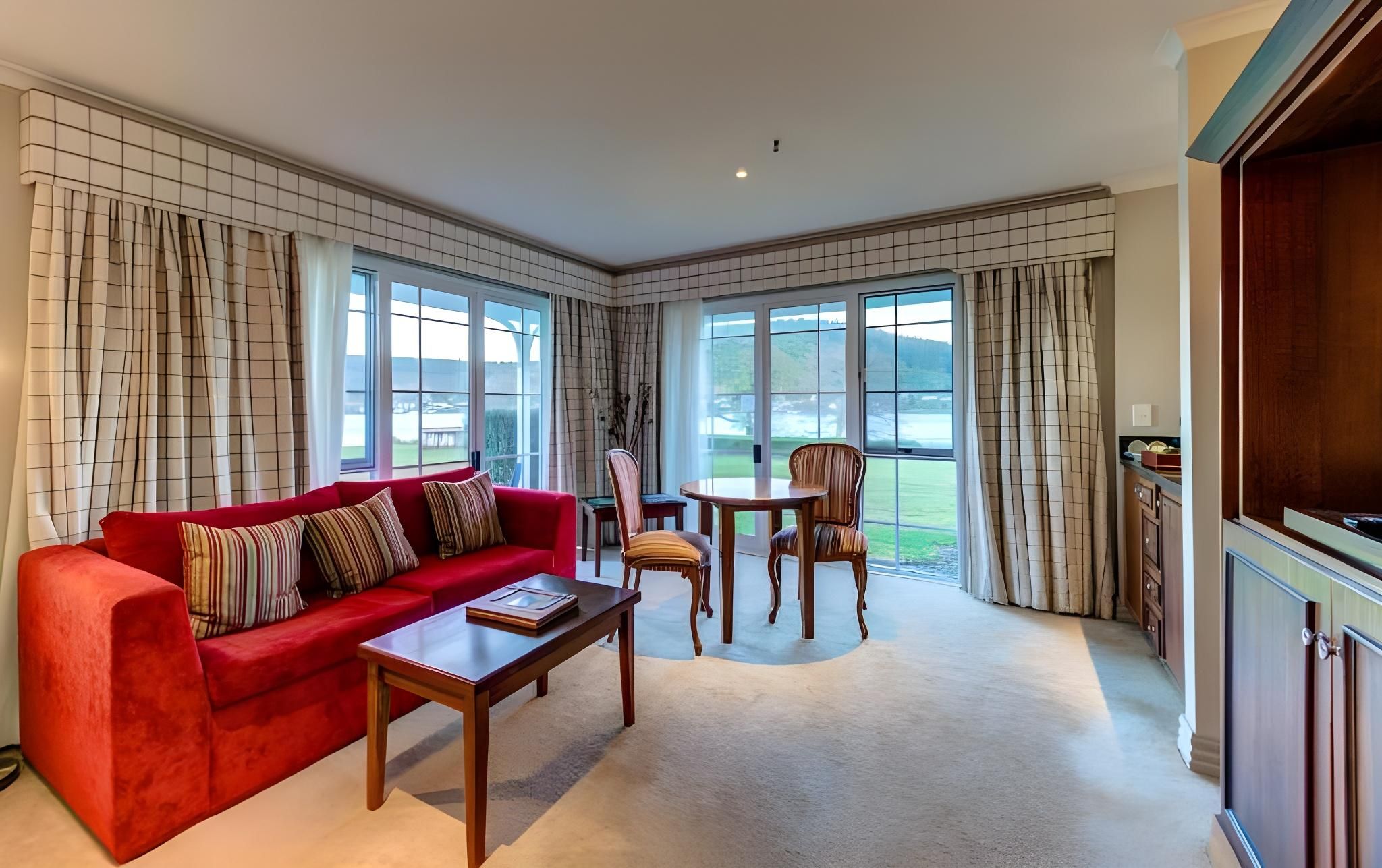 undefined VR Rotorua Lake Resort 7