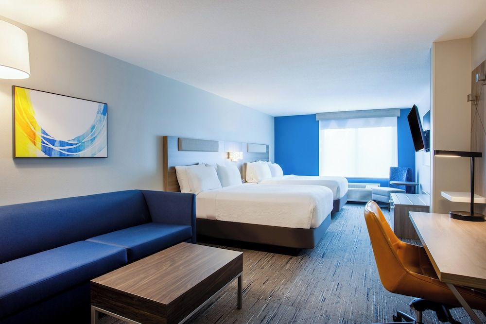 Room, Multiple Beds