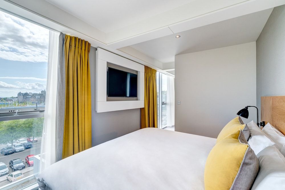 Apex City Quay Hotel & Spa Junior Suite