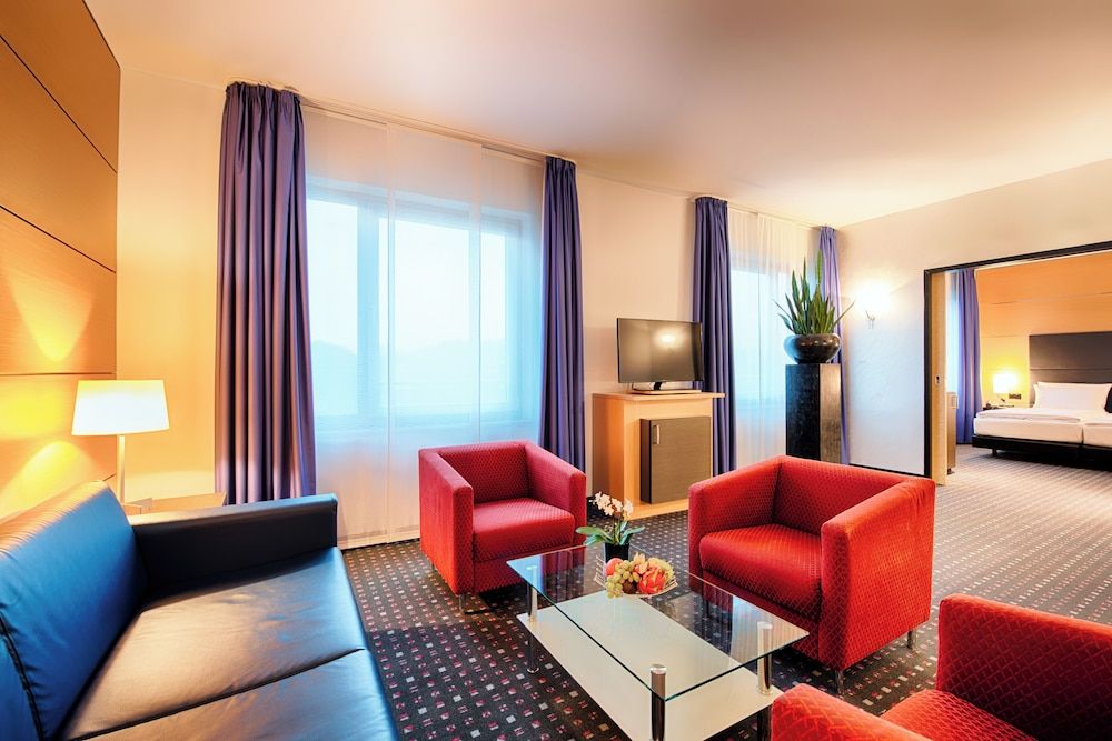 Suite, 1 King Bed