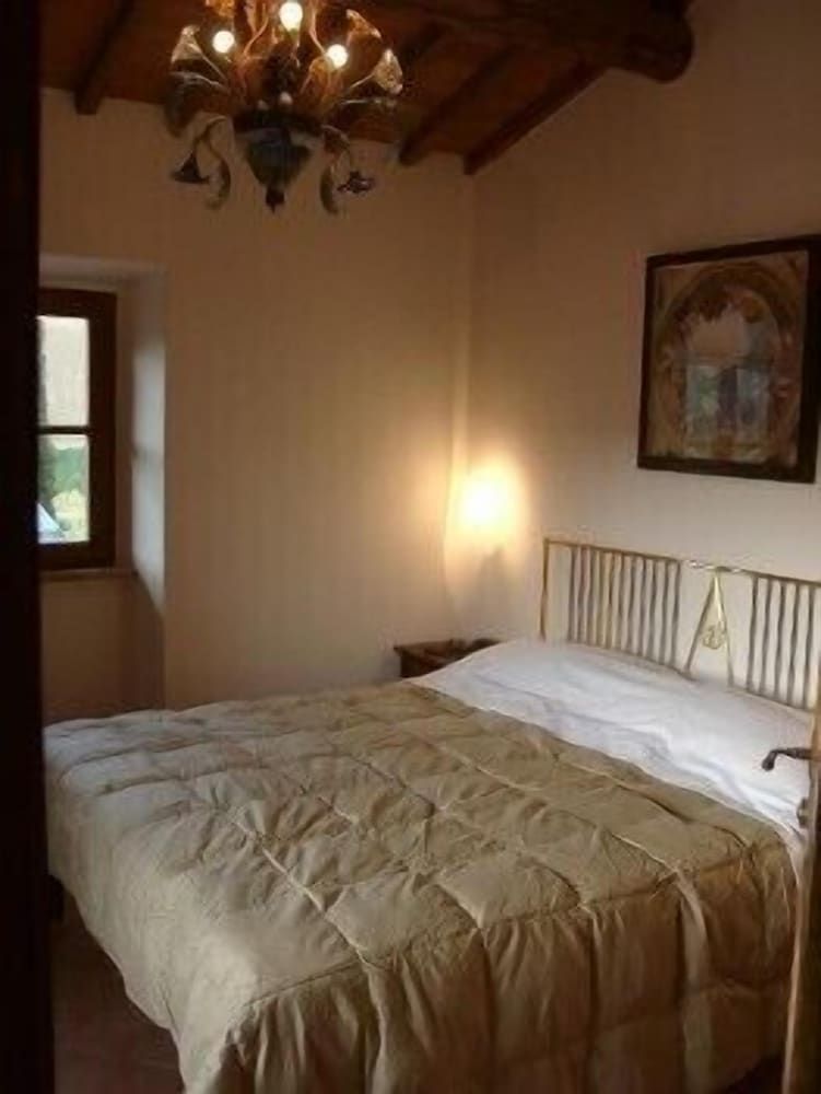 B&B La Fonte del Machiavelli Standard Quadruple Room