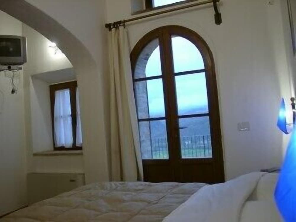 B&B La Fonte del Machiavelli Standard Triple Room 2