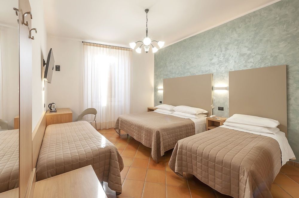 Hotel Sole Family Room 4