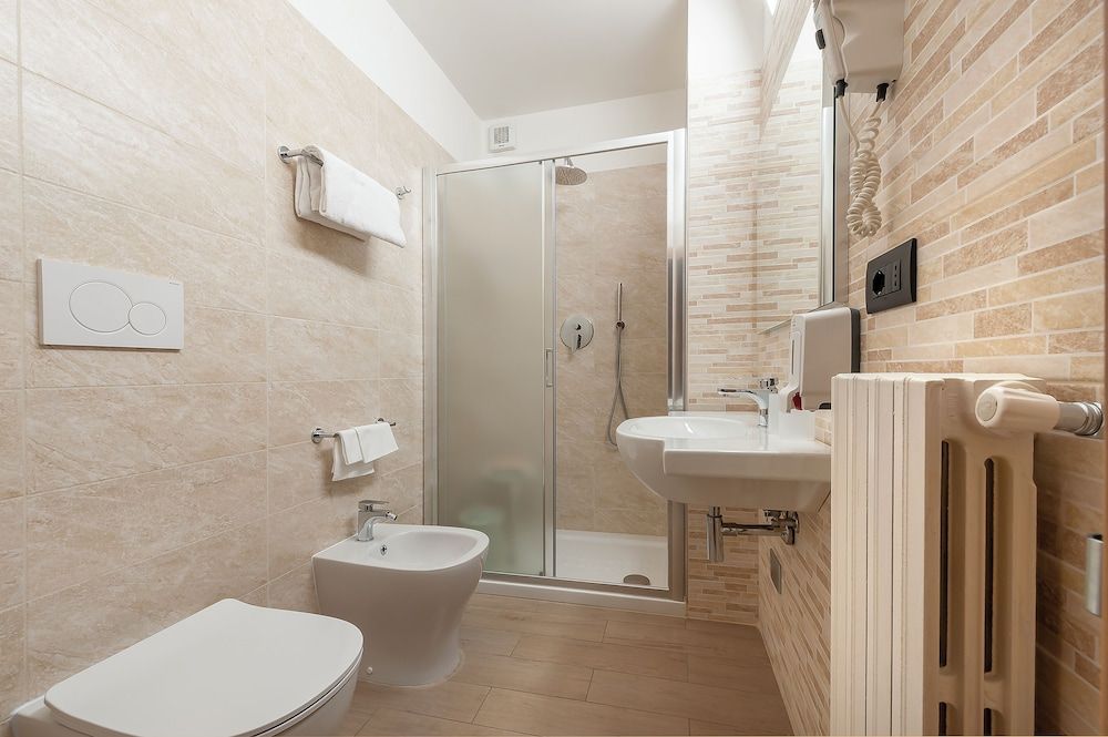 Hotel Sole Family Room 7