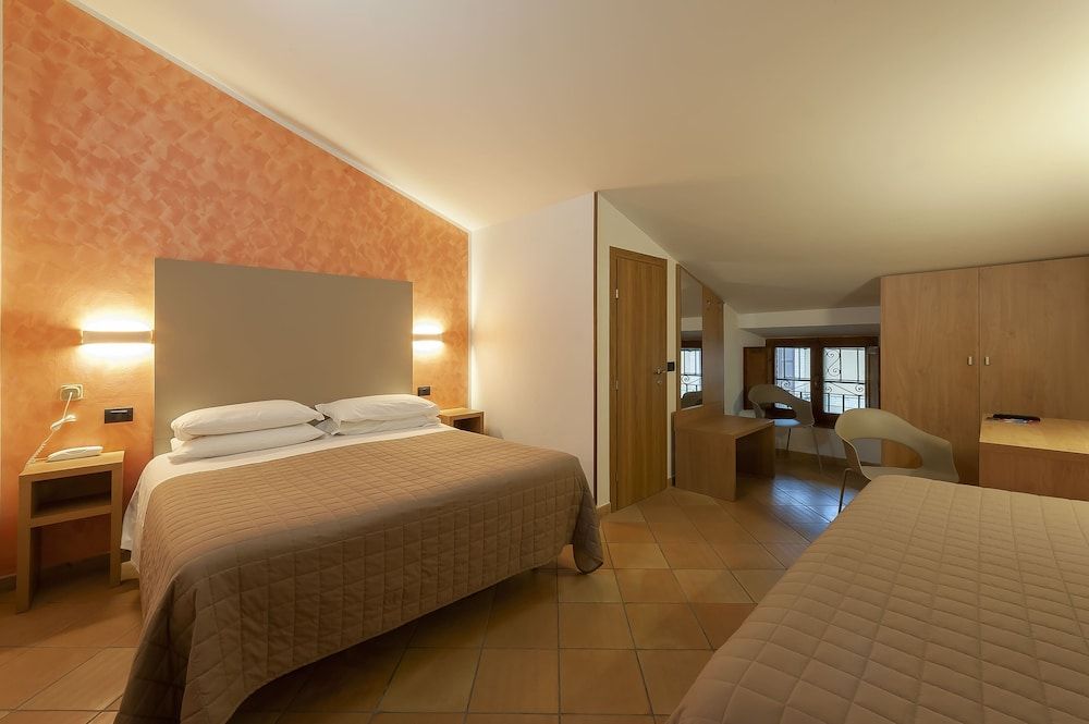 Hotel Sole Economy Room 2