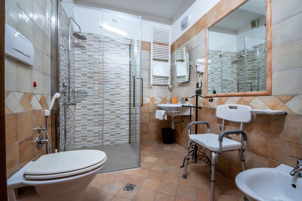 Hotel Sole Economy Room 8