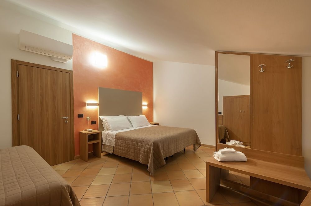 Hotel Sole Economy Room 5