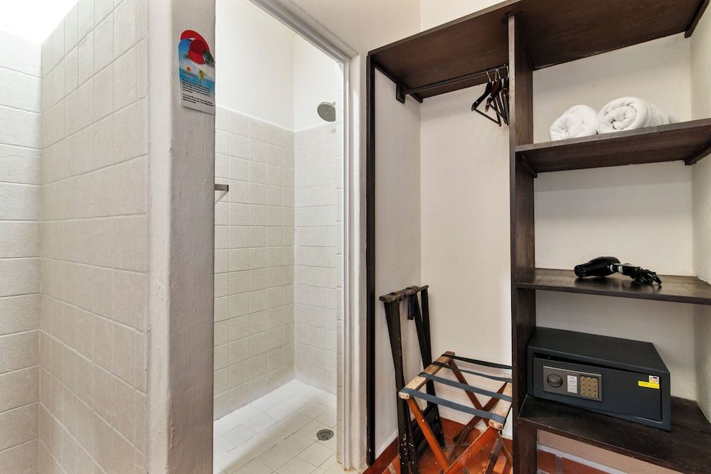 Riviera del Sol Standard Double Room 21