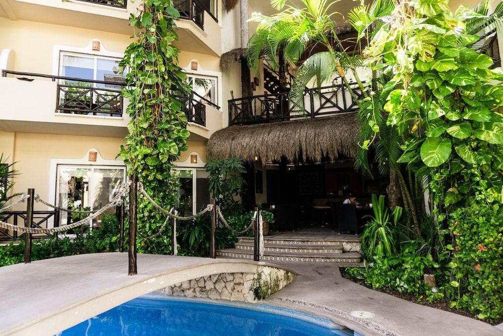 undefined Riviera del Sol 4