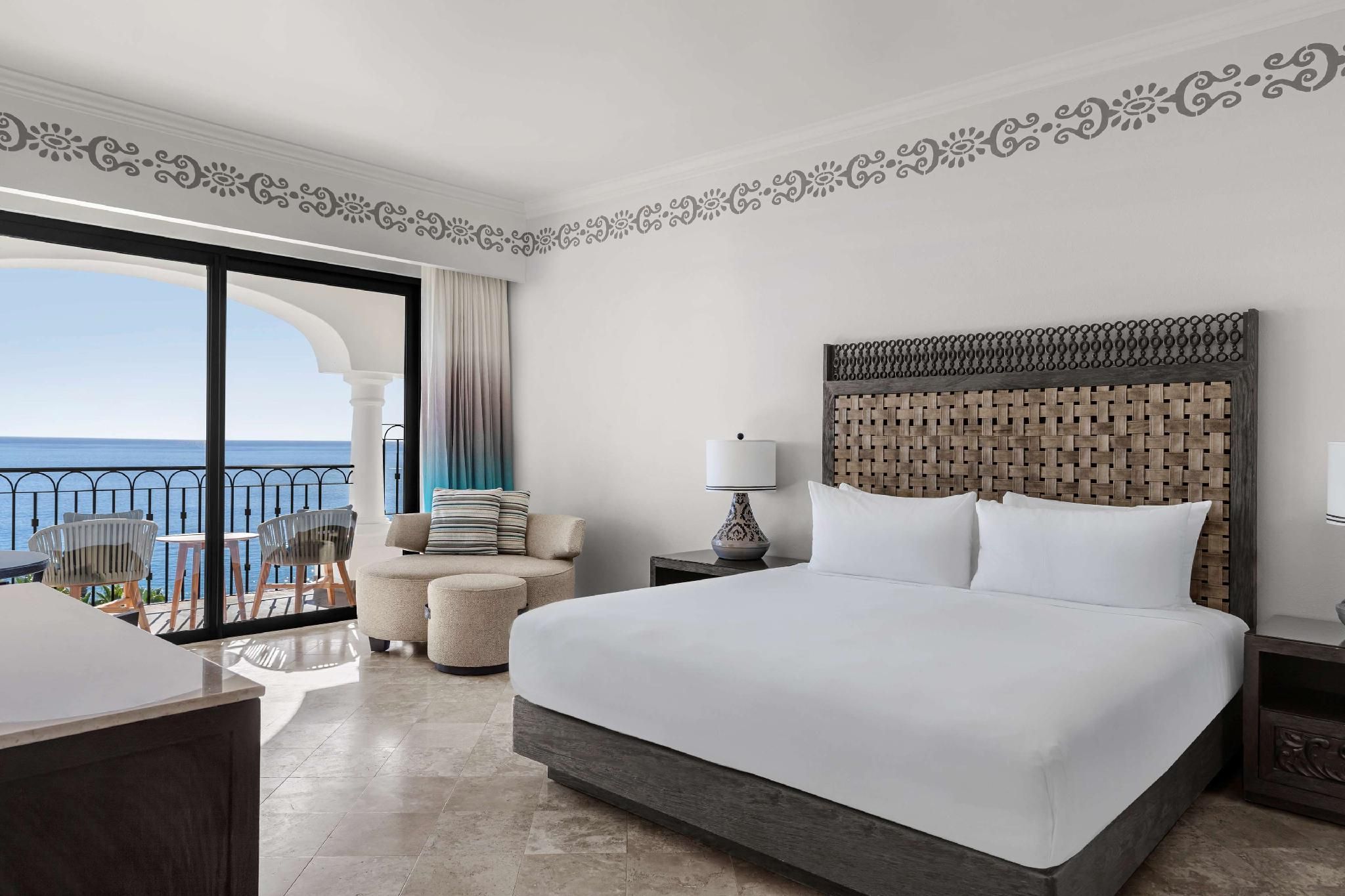 Premier King Parlor Suite Oceanview Balcony