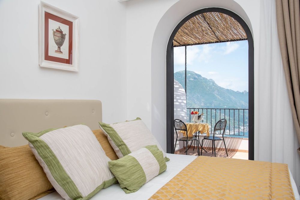 Villa Amore Deluxe Double Room, Balcony, Sea View 6