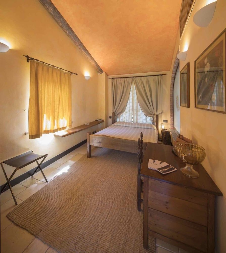 Resort La Ghiaia Deluxe Suite 4