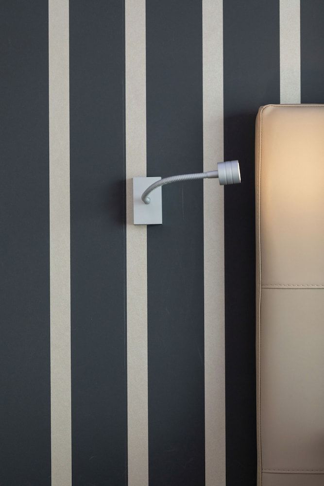 Hotel Charlemagne By HappyCulture Superior Double or Twin Room (Courtyard View or City View ) 11