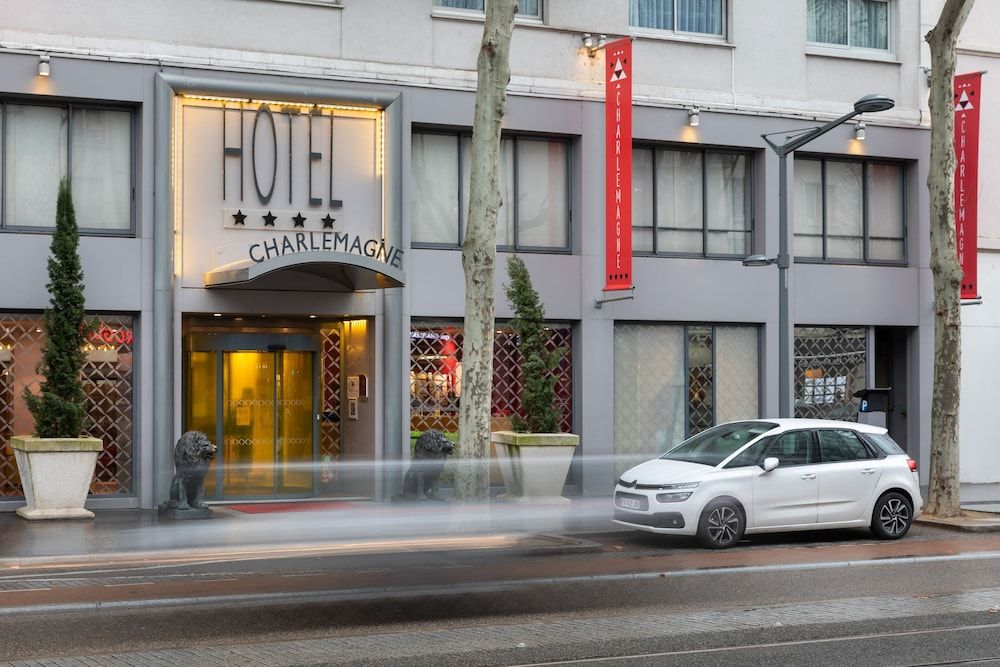 undefined Hotel Charlemagne By HappyCulture 6