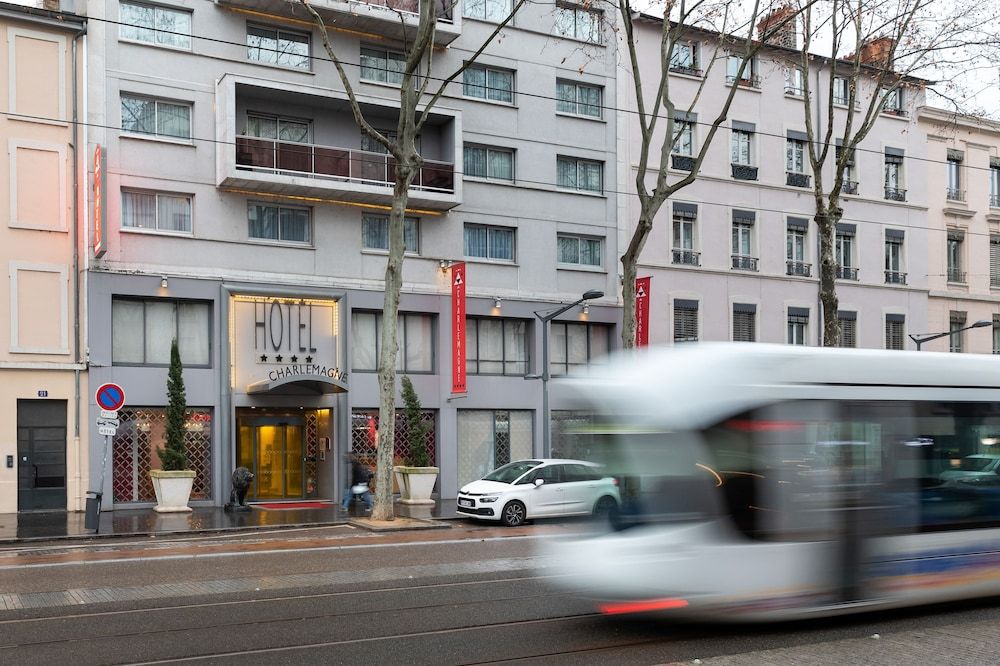 undefined Hotel Charlemagne By HappyCulture 4