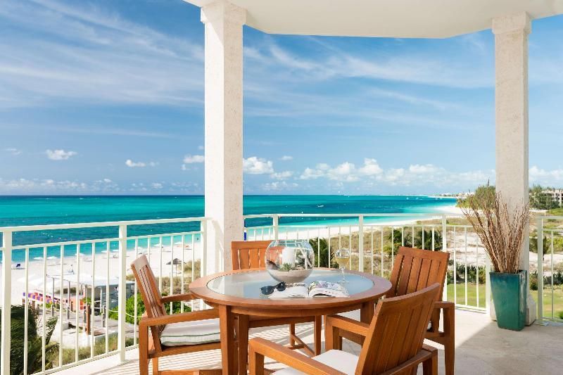 Luxury Four-bedroom Suite - Oceanfront