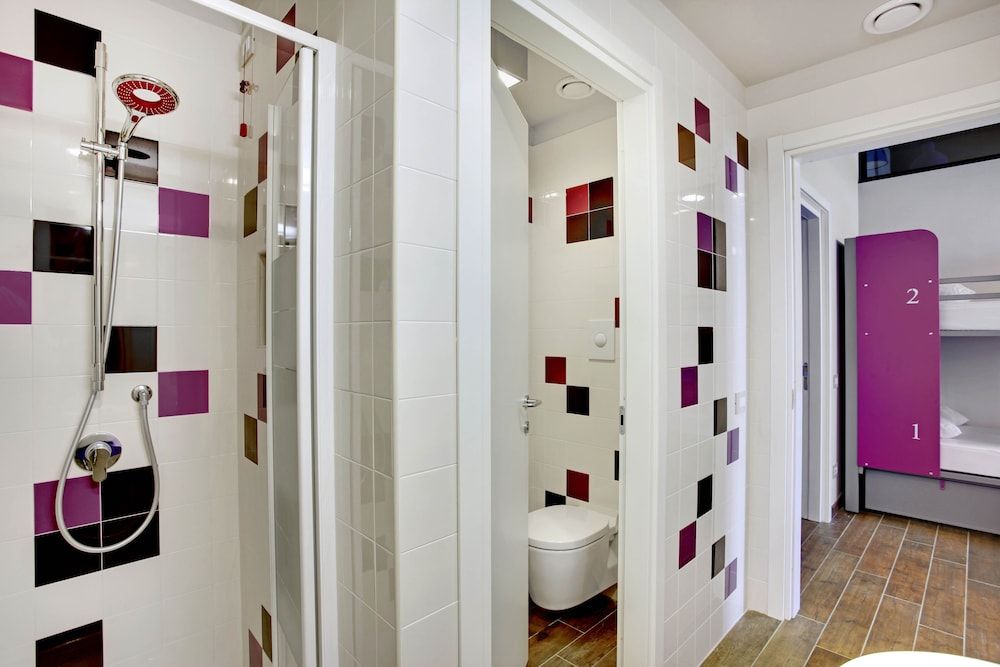 Generator Venice Family Room for 4 4