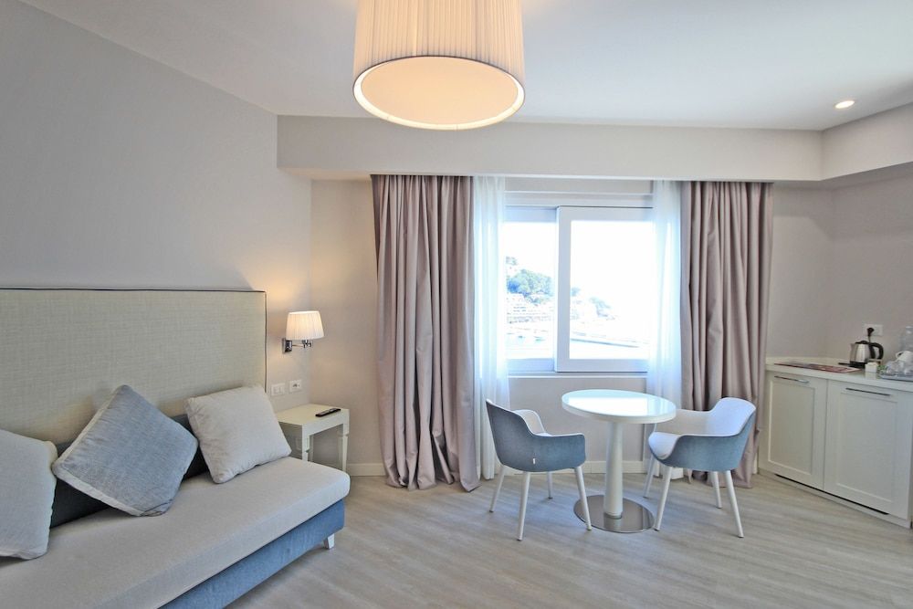 Hotel Plaza Junior Suite Spa Access 6