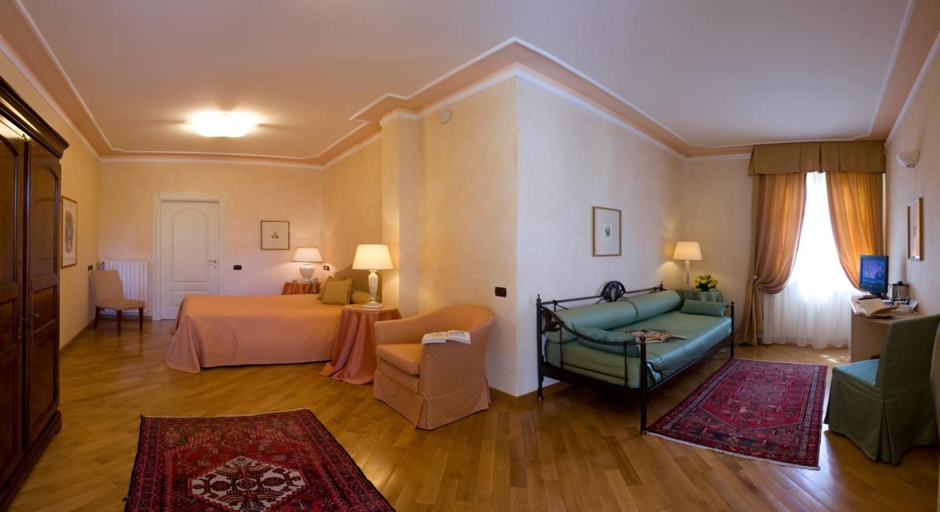 Junior Suite with Balcony