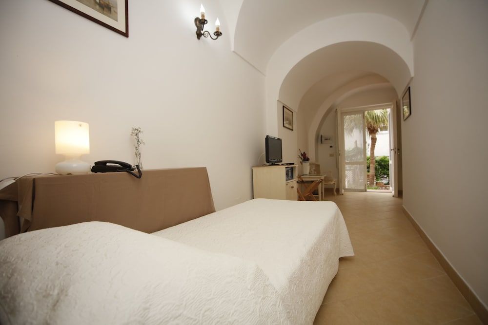 Villa San Felice Economy Single Room
