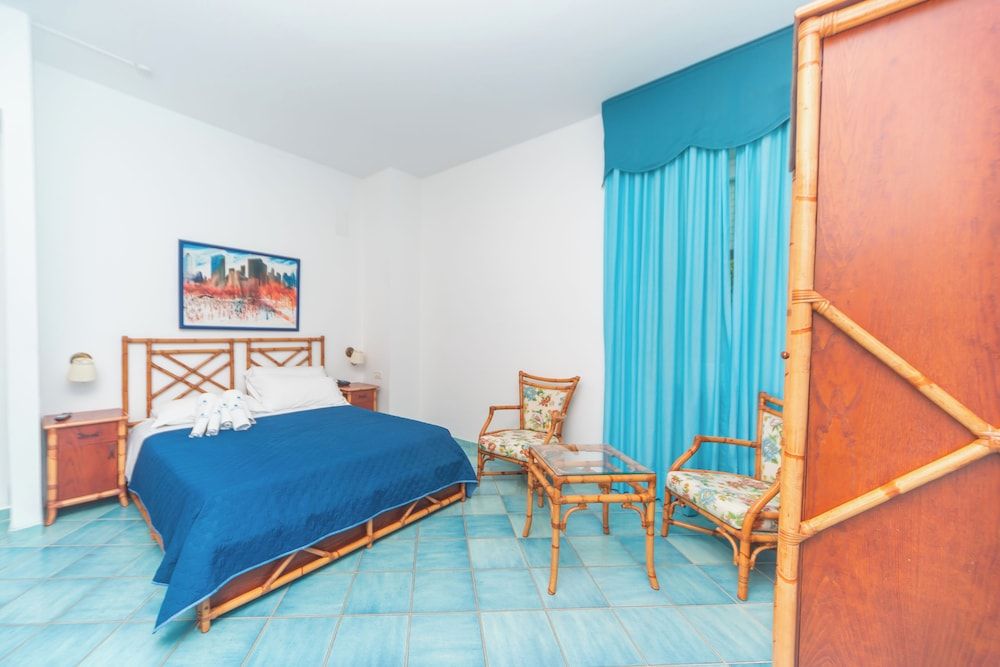 Hotel America Superior Triple Room, 1 Bedroom, Sea View 2