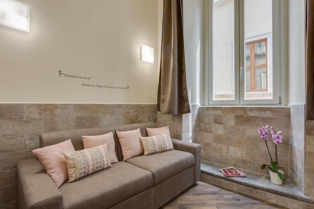 undefined Navona Charme Suite 10