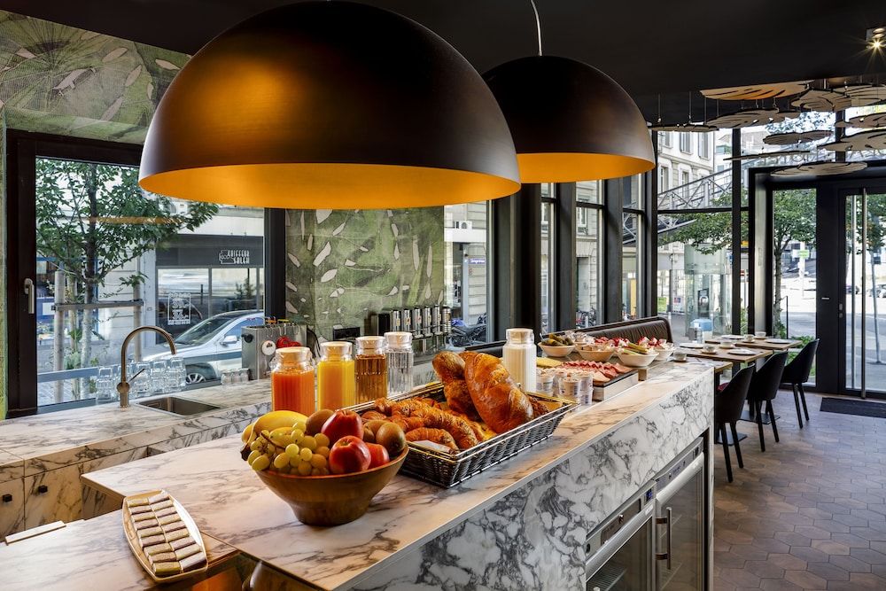 undefined Swiss Chocolate by Fassbind 9