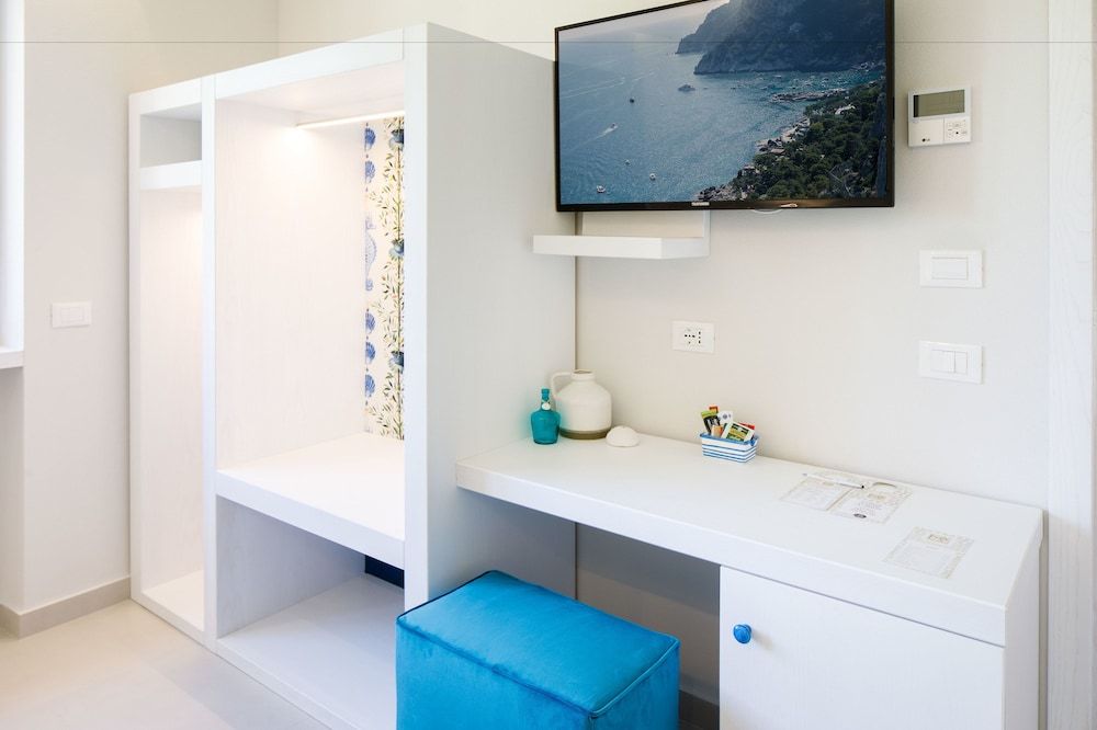 Melrose Sorrento Superior Double Room 7