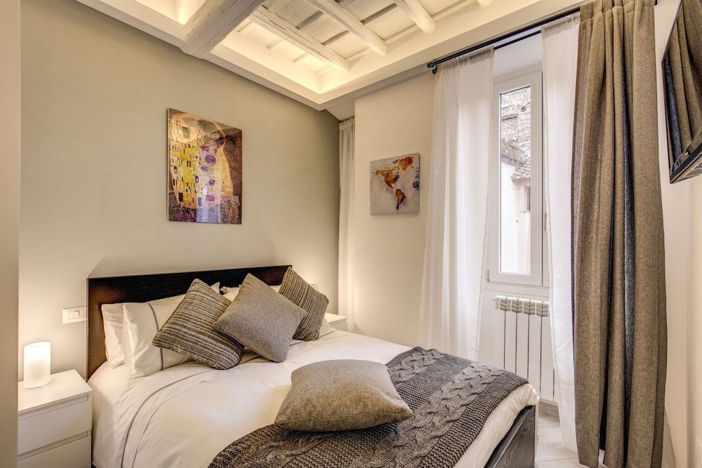 Residenza Costaguti Superior Double Room 11