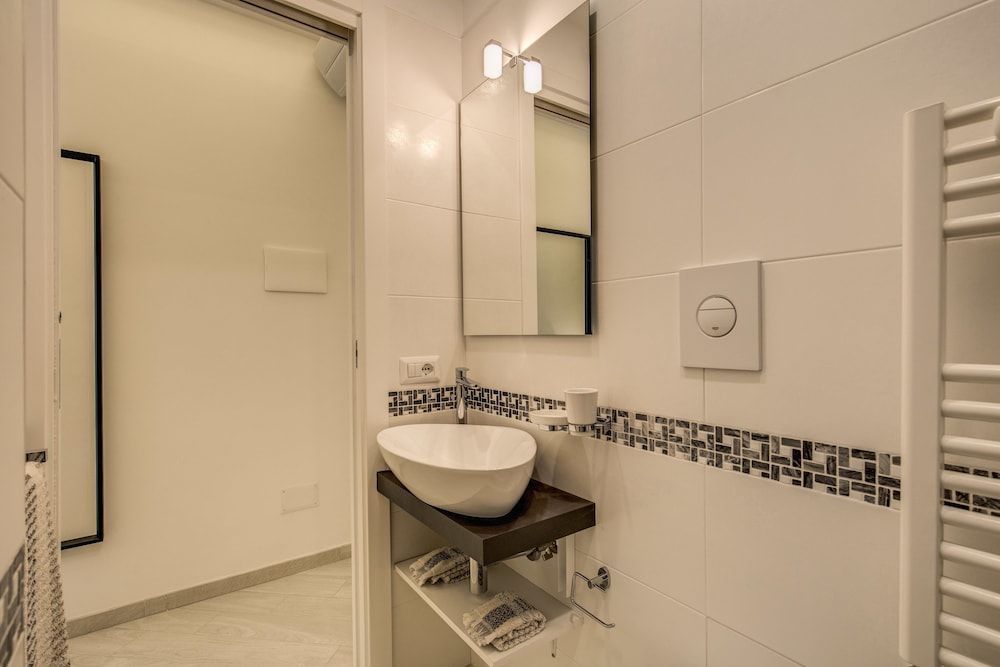 Residenza Costaguti Superior Double Room 17