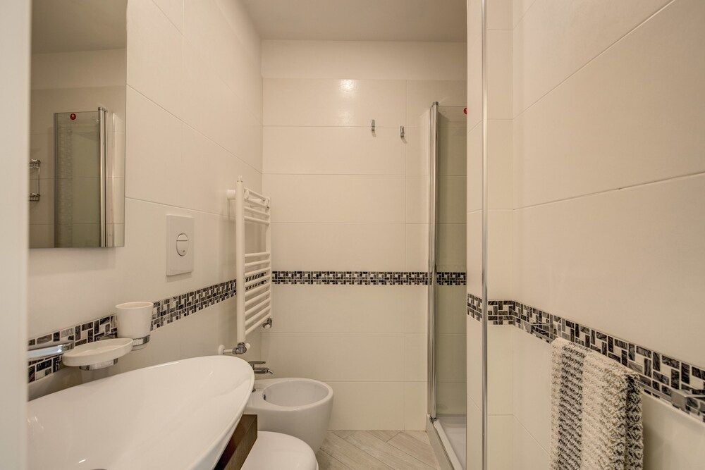 Residenza Costaguti Superior Double Room 15