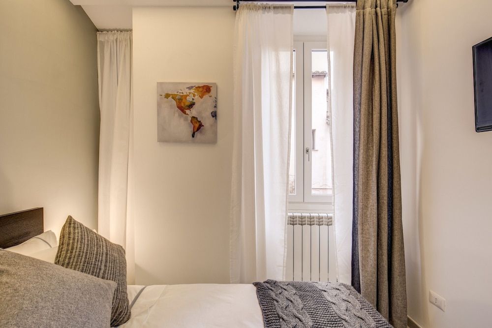 Residenza Costaguti Superior Double Room 10