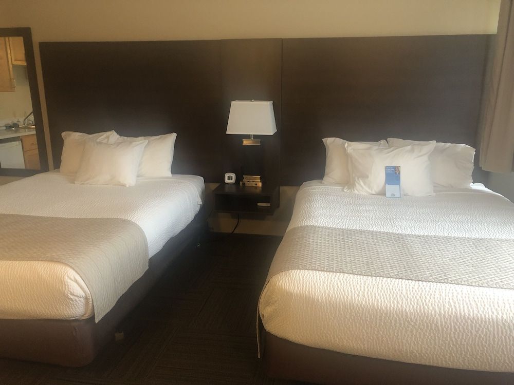 Room, 2 Queen Beds, Non Smoking (Efficiency)