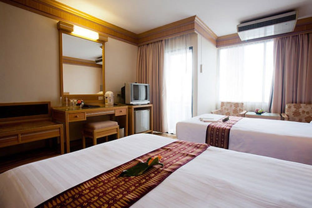 Asia Airport Hotel Executive Double or Twin Room 6