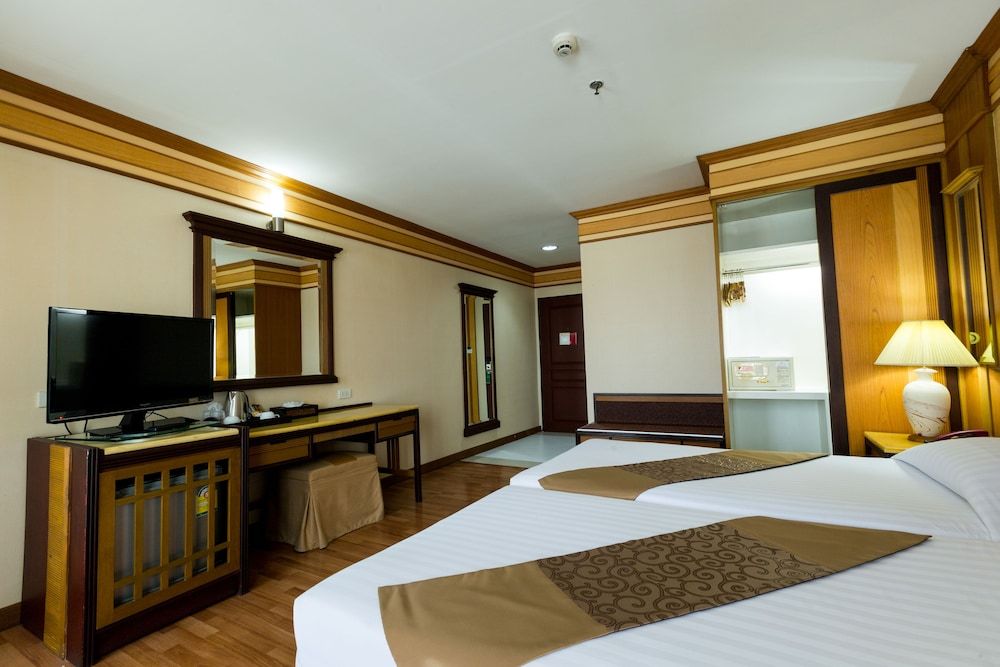 Asia Airport Hotel Executive Double or Twin Room 2