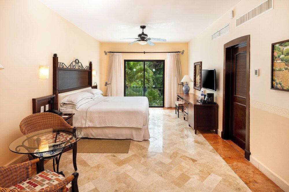 Occidental Cozumel - All Inclusive Deluxe Room (Concierge)