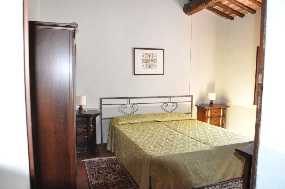 Basic Apartment, 1 Queen Bed with Sofa bed, Kitchenette, Park View