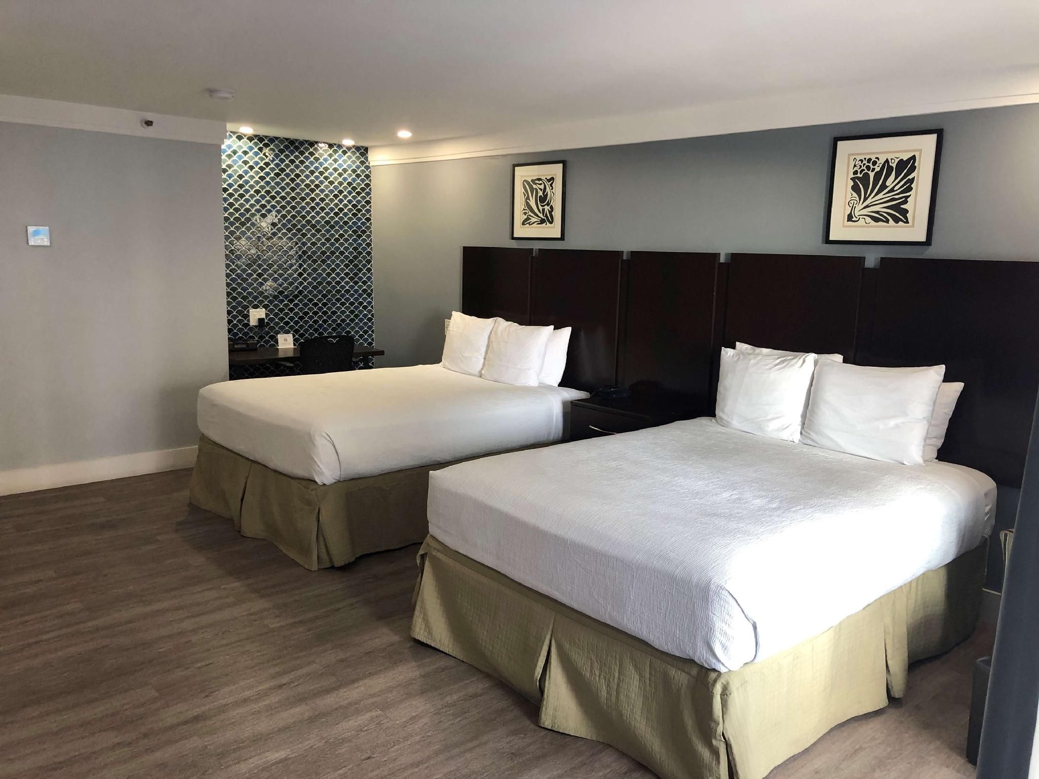 2 Queen Beds, Nonsmoking, Tile Flooring