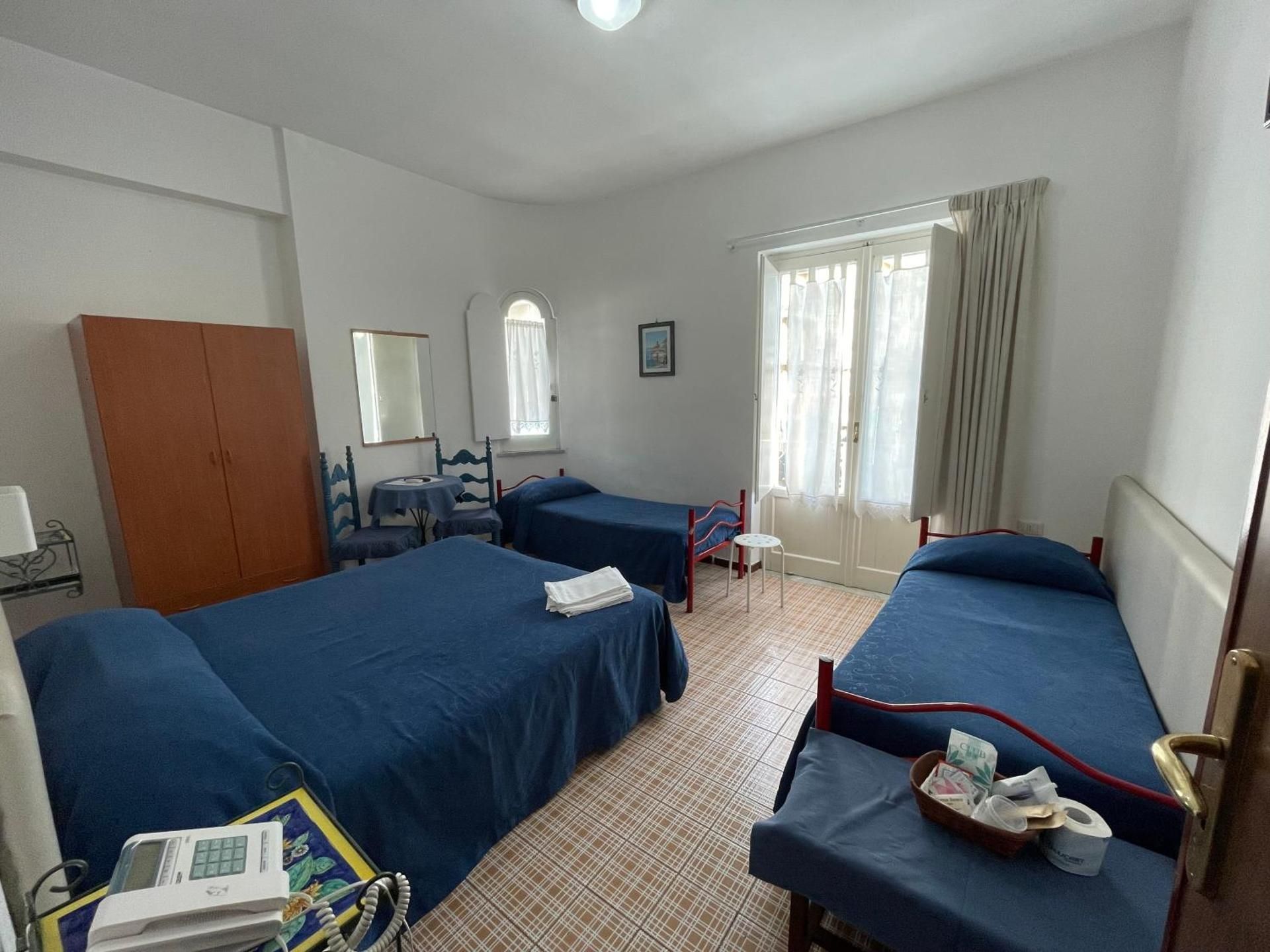 Quadruple Room with View