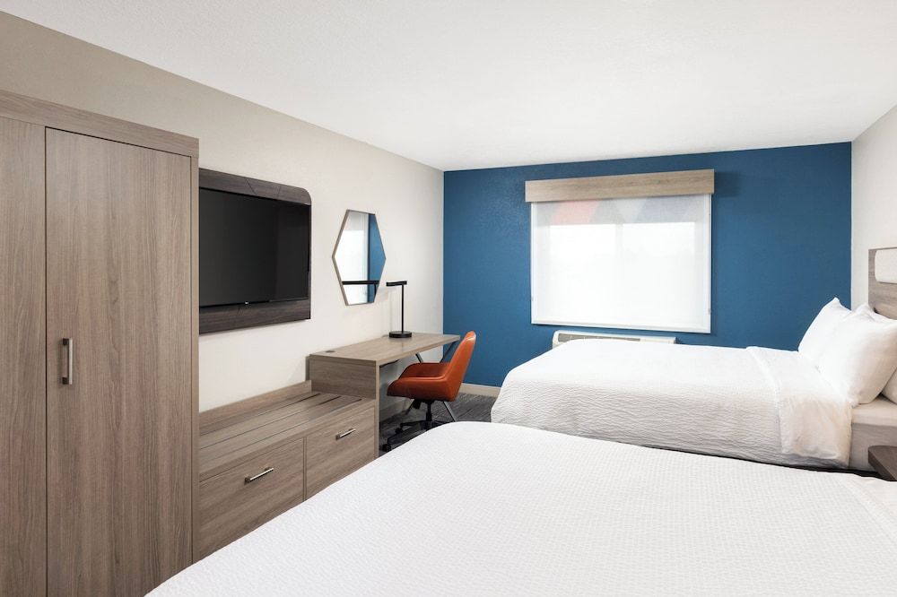 Standard Room, 2 Queen Beds, Accessible (Roll-In Shower)