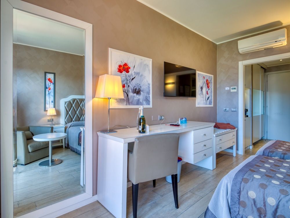 Parc Hotel Gritti Superior Double Room 7