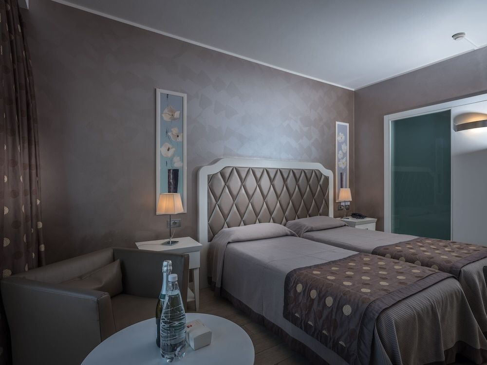Parc Hotel Gritti Privilege Double or Twin Room 6