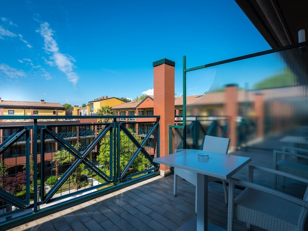 Parc Hotel Gritti Privilege Double or Twin Room 10