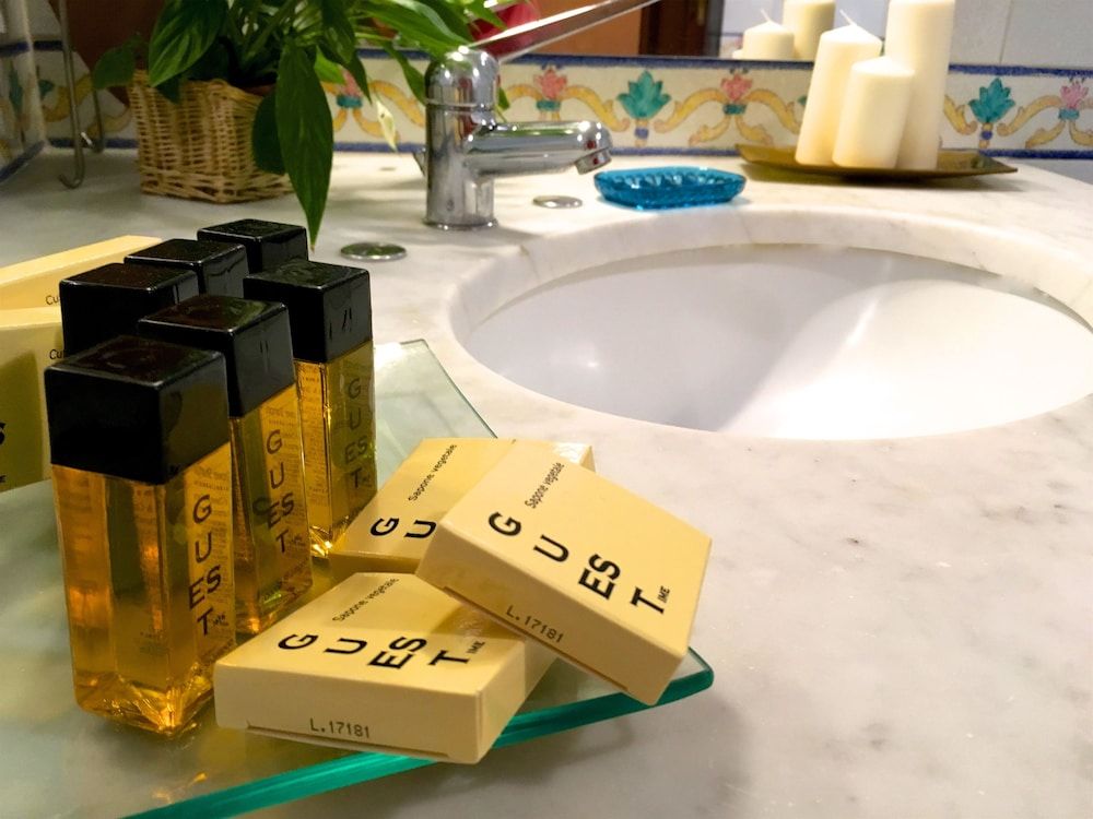 Residenza Viviani Comfort Quadruple Room, 2 Bedrooms, Connecting Rooms 10