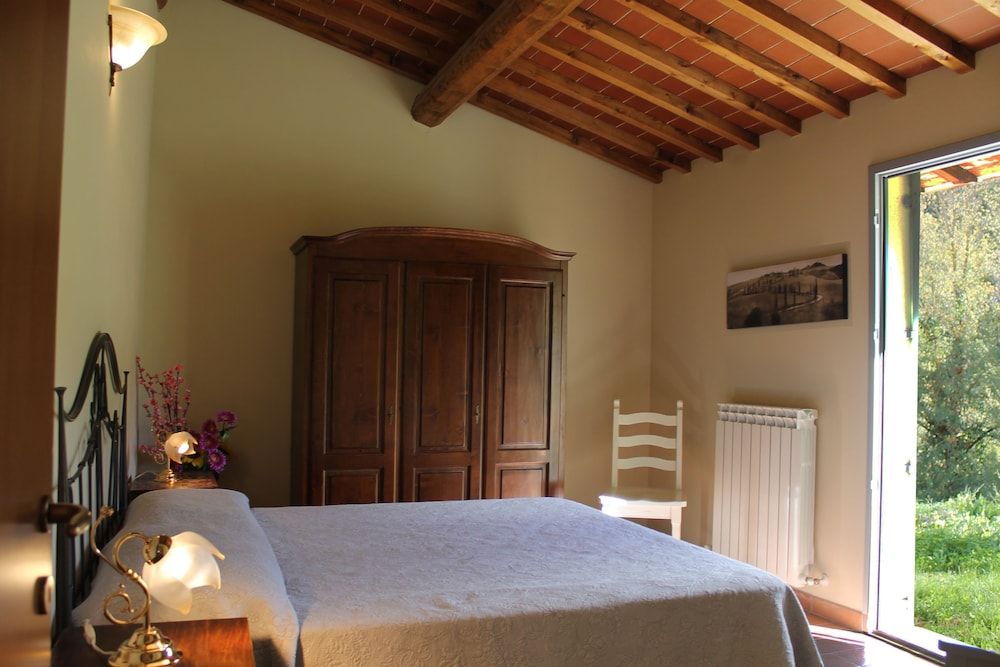 Family Apartment, 2 Bedrooms, Ground Floor (Rosa)