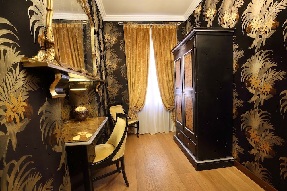 Ca' Pagan Superior Double Room 8