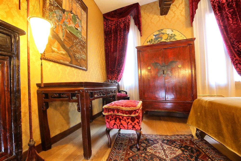 Ca' Pagan Superior Double Room 9