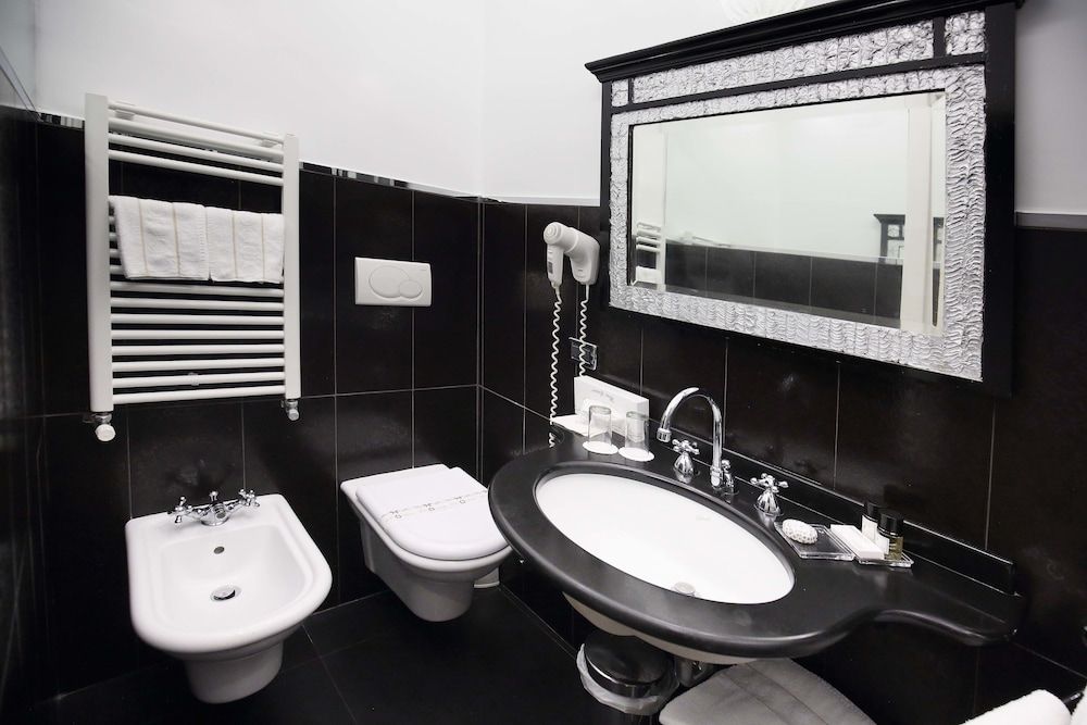 Ca' Pagan Superior Double Room 5